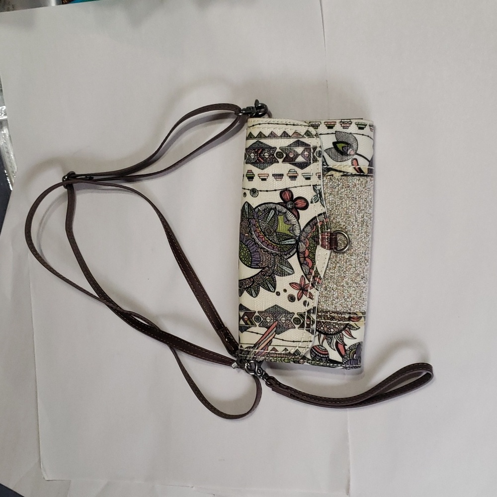SAKROOTS Phone Wallet Wristlet Crossbody Cream Multi Coloured.